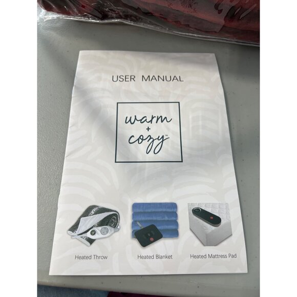 Warm & Cozy Heated Throw Blanket Red Plush Electric 50x60 With Controller - Picture 3 of 5